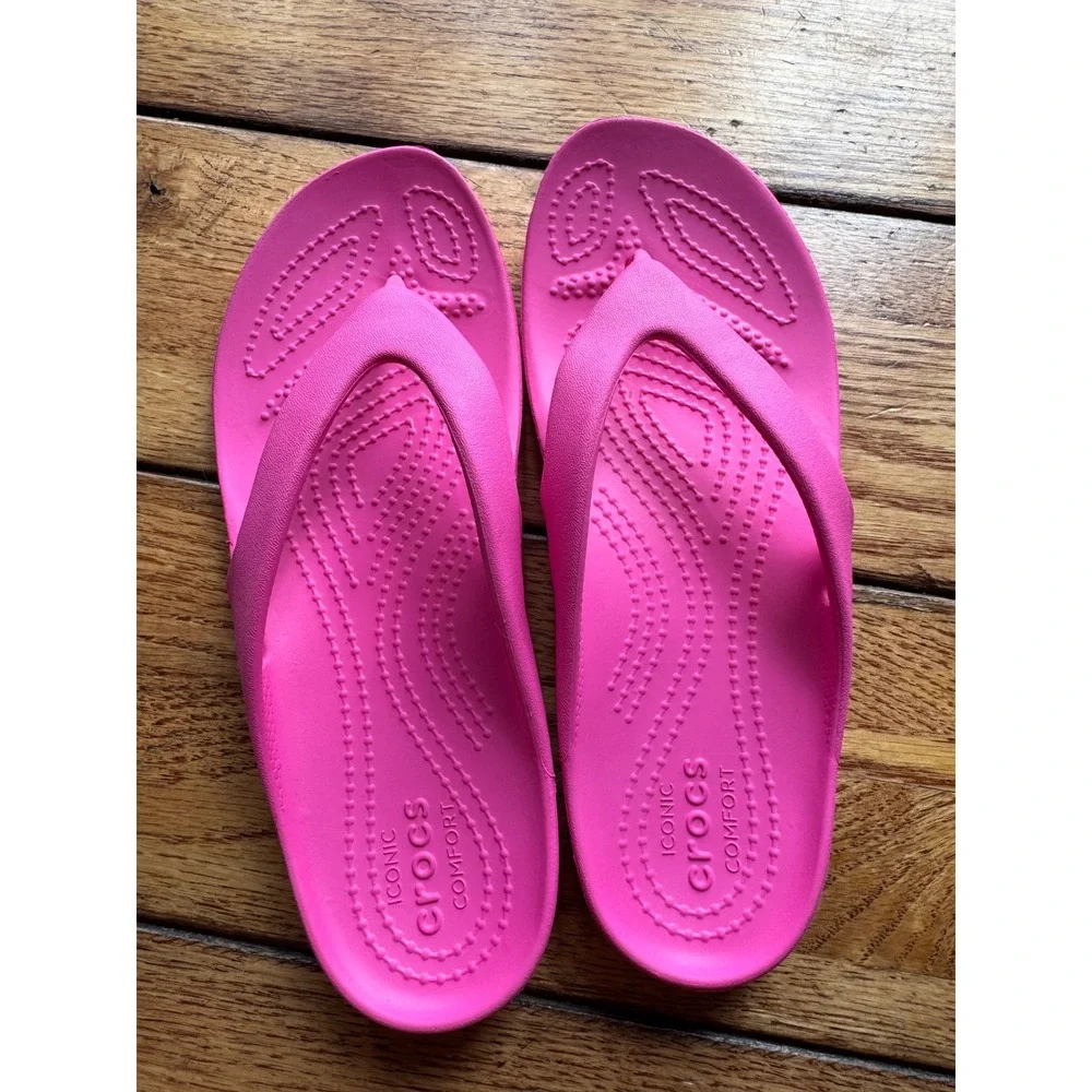 Crocs Flip Flops Women 6 Pink Kadee II Iconic Comfort Lightweight Sandals
